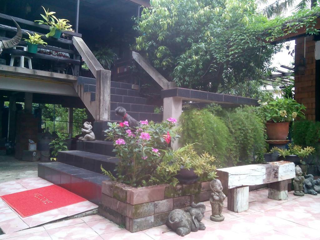 Oui Kaew Homestay Пхаяу Экстерьер фото