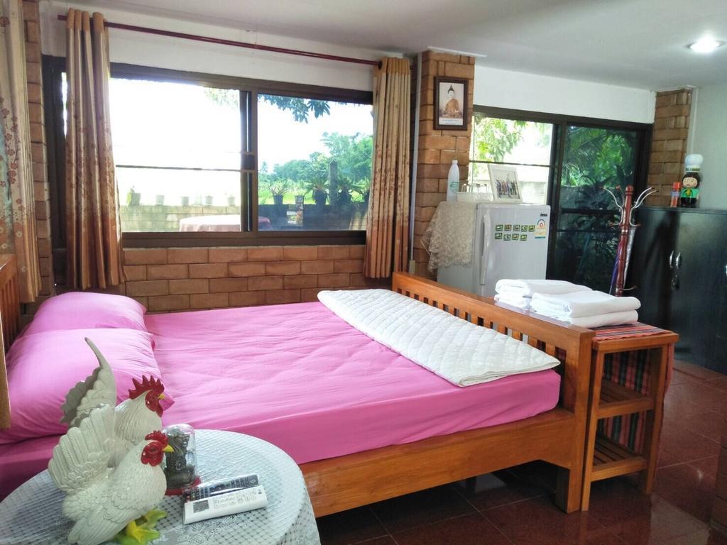 Oui Kaew Homestay Пхаяу Экстерьер фото