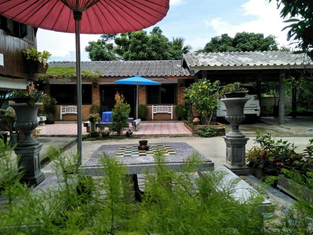 Oui Kaew Homestay Пхаяу Экстерьер фото